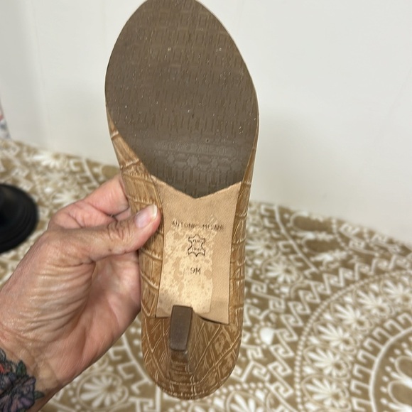 Antonio Melani Open Toe leather Heels Sz9M - Picture 4 of 7